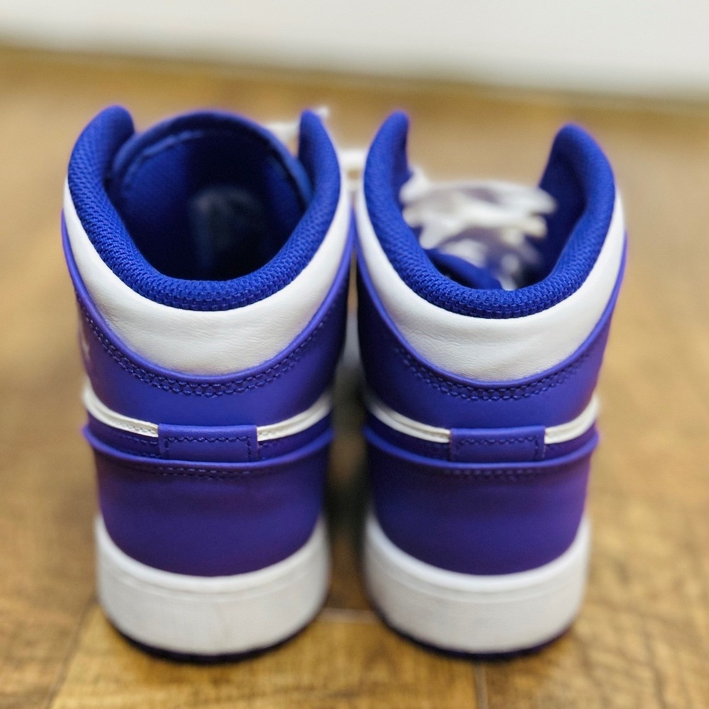 Nike Air Jordan 1 Mid Purple White GS DQ8423-511 Size 6Y - Picture 4 of 7